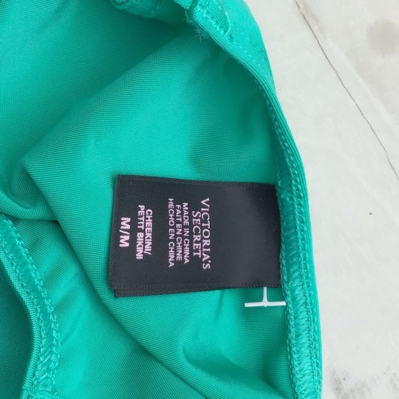 4 pairs of brand new Victoria Secret panties M OS - Picture 4 of 9